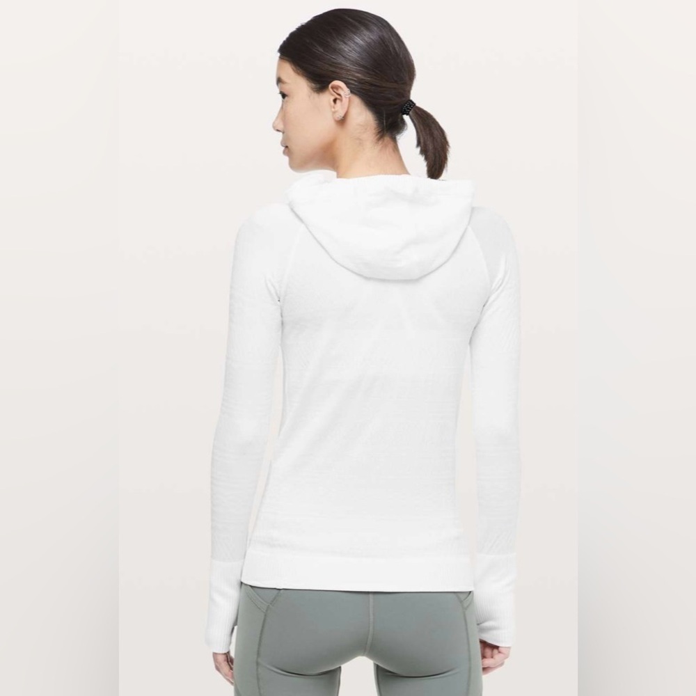 New Lululemon women’s Rest Less hoodie size 6 white colour with thumbholes